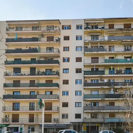 Amazing In Ajaccio With Wifi And 2 Bedrooms Apartment *
