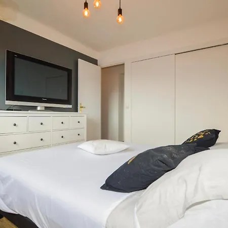 Amazing In Ajaccio With Wifi And 2 Bedrooms *